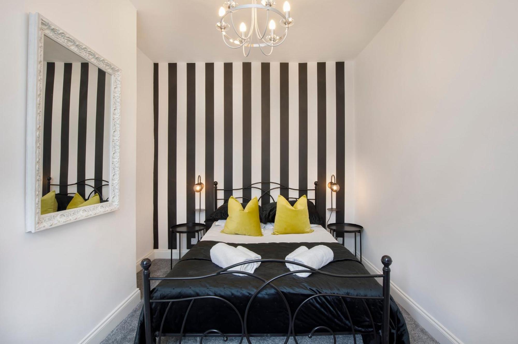 The Milton Sleeps 8 Close To York City Centre Pet Friendly エクステリア 写真